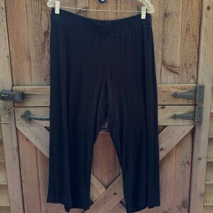 Fresh Produce cropped black palazzo pants (14F)